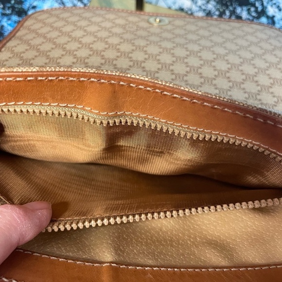 CELINE Crossbody Bag Beige & Brown leather & Textile -Pristine inside & Out - Picture 10 of 16